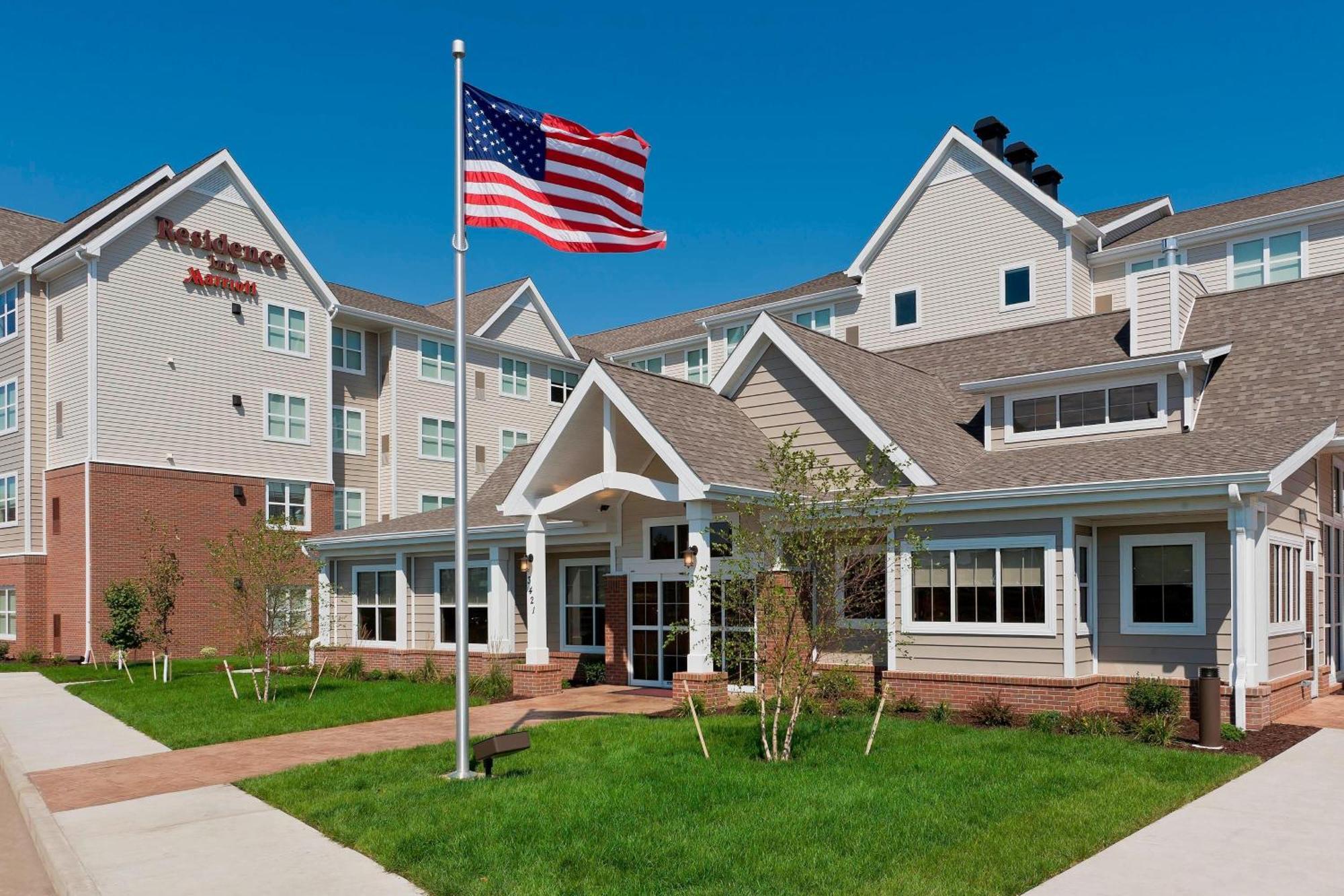 Residence Inn Bismarck North Exterior foto